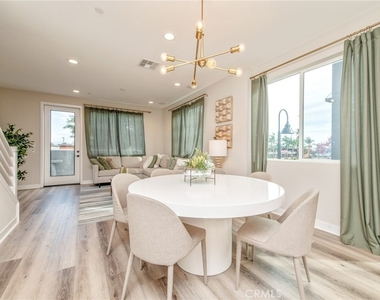 824 S Harbor Blvd - Photo Thumbnail 7