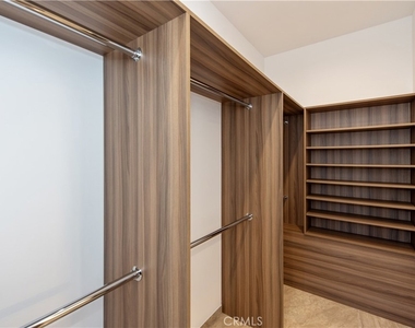 1578 Jade Street - Photo Thumbnail 9