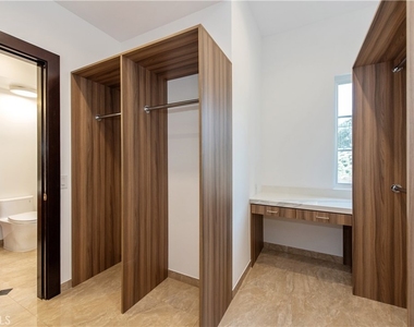 1578 Jade Street - Photo Thumbnail 8