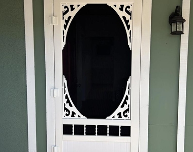 8621 Willow - Photo Thumbnail 1