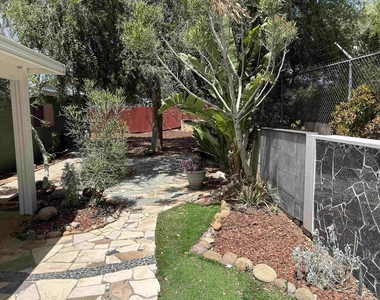 8621 Willow - Photo Thumbnail 5