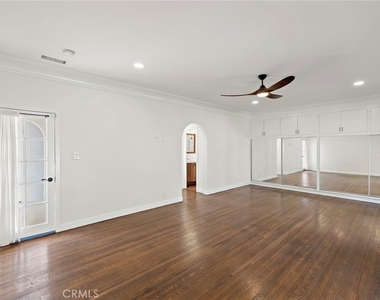 4 Camel Point Drive - Photo Thumbnail 19
