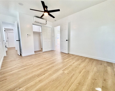 910 Acacia Avenue - Photo Thumbnail 14