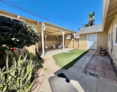 910 Acacia Avenue - Photo Thumbnail 20