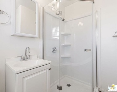 1674 S Via Salida - Photo Thumbnail 25