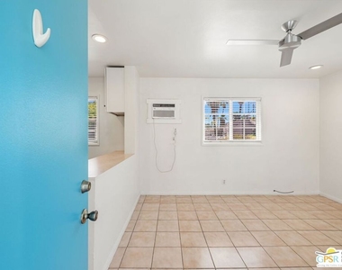 1674 S Via Salida - Photo Thumbnail 11