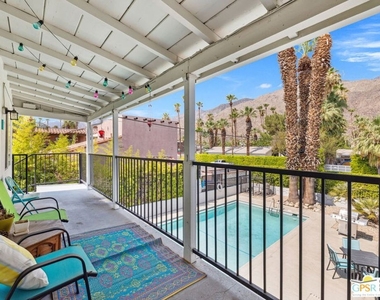 1674 S Via Salida - Photo Thumbnail 7