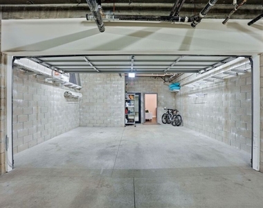 125 Pacific Street - Photo Thumbnail 24