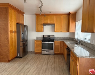 2240 Crenshaw Boulevard - Photo Thumbnail 7