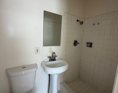2240 Crenshaw Boulevard - Photo Thumbnail 10