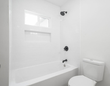 4555 Acacia Avenue - Photo Thumbnail 18