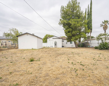 4555 Acacia Avenue - Photo Thumbnail 26