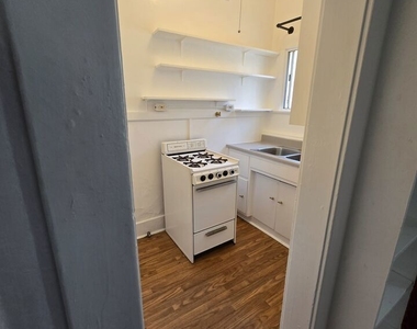 30 Dudley Avenue - Photo Thumbnail 16