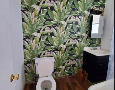 30 Dudley Avenue - Photo Thumbnail 9