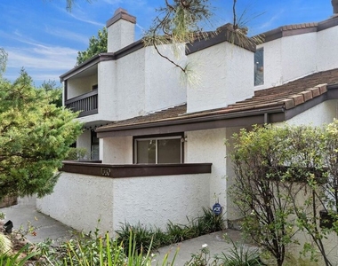 1550 Palisades Drive - Photo Thumbnail 1