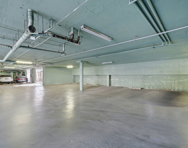 1037 N Vista Street - Photo Thumbnail 1