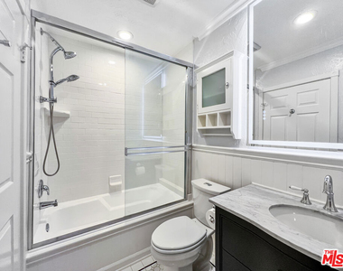 910 Alfred Street - Photo Thumbnail 15