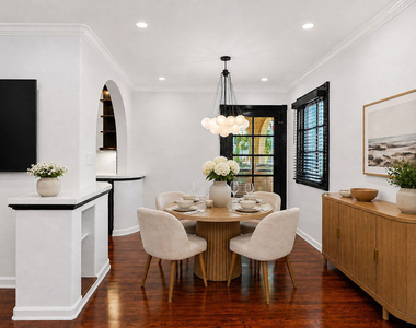 1118 Cardiff Avenue - Photo Thumbnail 13