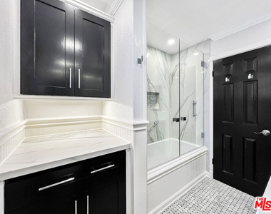 1118 Cardiff Avenue - Photo Thumbnail 26