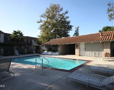 291 Green Moor Place - Photo Thumbnail 19