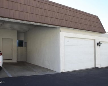 291 Green Moor Place - Photo Thumbnail 14