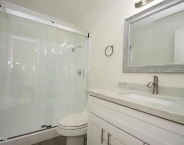 291 Green Moor Place - Photo Thumbnail 9