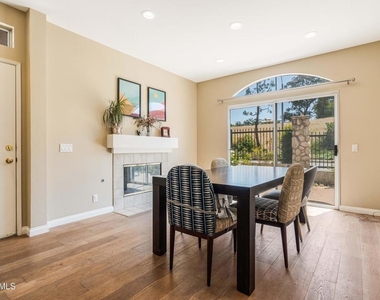 11529 Treeview Court - Photo Thumbnail 3