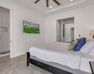 48917 Renewal Street - Photo Thumbnail 40