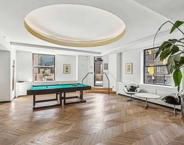 20 Exchange Place - Photo Thumbnail 14