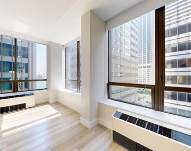 Wall Street - Photo Thumbnail 1