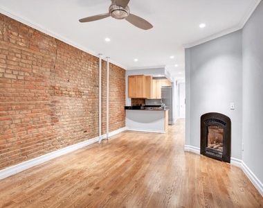 277 E 10th St - Photo Thumbnail 7