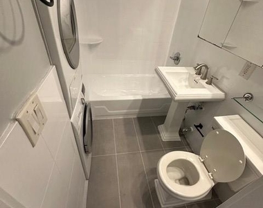 277 E 10th St - Photo Thumbnail 3
