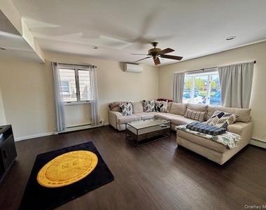 539 W Park Avenue - Photo Thumbnail 4