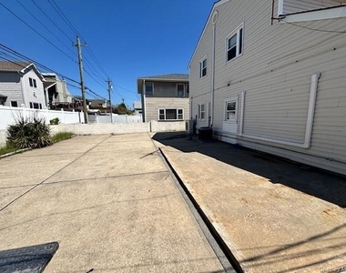 539 W Park Avenue - Photo Thumbnail 22