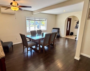 539 W Park Avenue - Photo Thumbnail 3