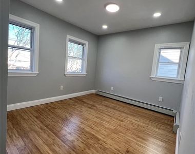 24030 141st Avenue - Photo Thumbnail 3