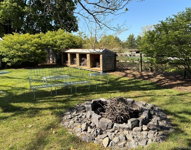184 Twomey Avenue - Photo Thumbnail 34