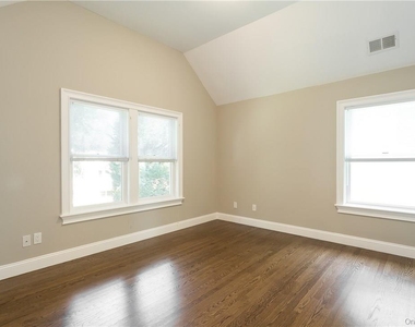 20 Walker Avenue - Photo Thumbnail 16