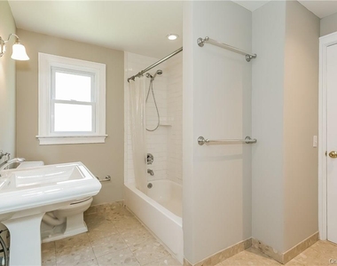 20 Walker Avenue - Photo Thumbnail 7