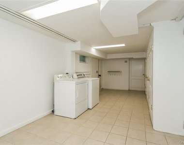 20 Walker Avenue - Photo Thumbnail 20