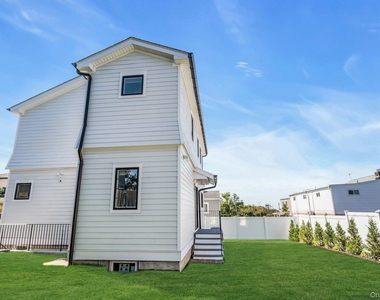 7 Bud Court - Photo Thumbnail 25
