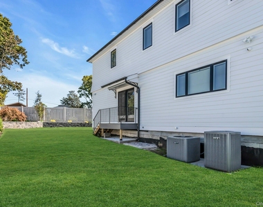 7 Bud Court - Photo Thumbnail 27