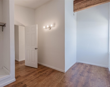 606 E Jericho Turnpike - Photo Thumbnail 12