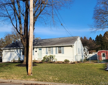 2105 Murray Avenue - Photo Thumbnail 2