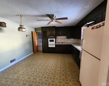 2105 Murray Avenue - Photo Thumbnail 7