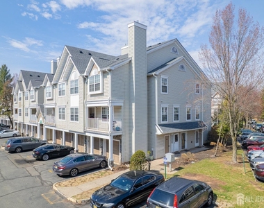 55 Guisborough Way - Photo Thumbnail 12