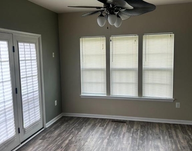 221 Woodstream Boulevard - Photo Thumbnail 39