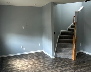 221 Woodstream Boulevard - Photo Thumbnail 26