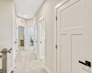 1669 Dunnington Place - Photo Thumbnail 18