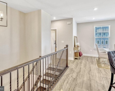 1669 Dunnington Place - Photo Thumbnail 43